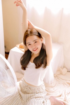 善良漂亮的女老板hd